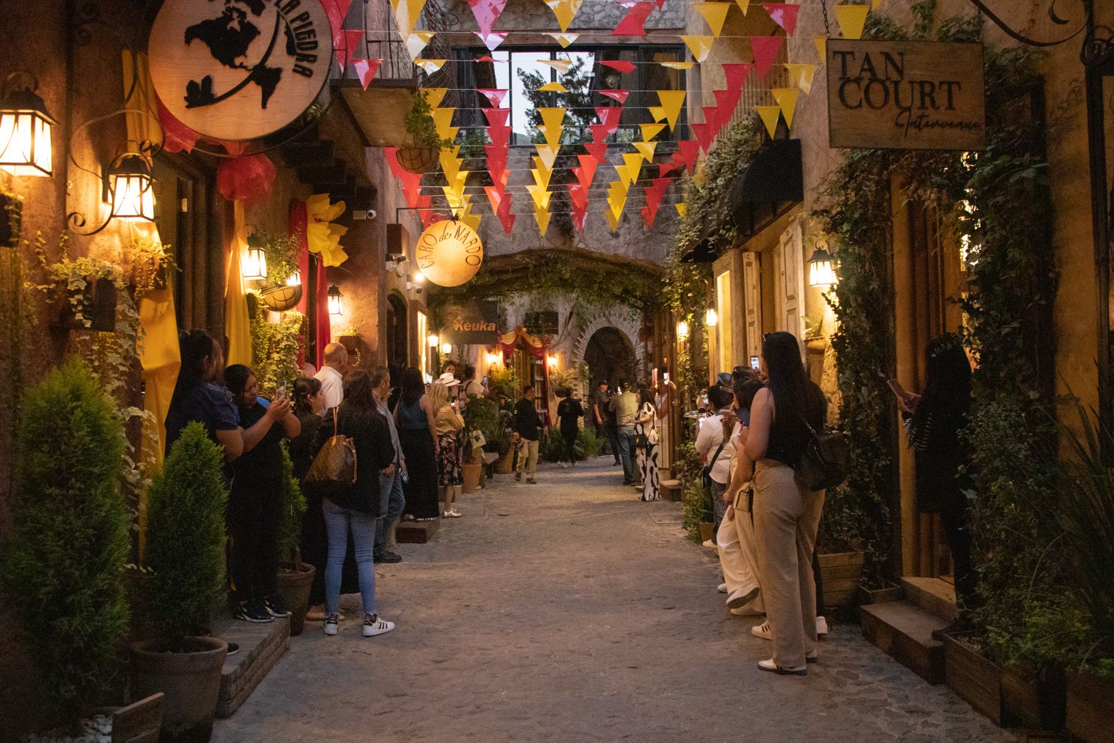 ¿Qué es la Hispanidad y por qué los Reinos de México la representan en nuestro país?